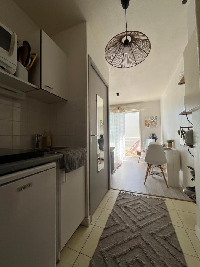 Au Coeur Du Centre Ville De La Rochelle Au Calme Avec Stationnement Gratuit Exteriör bild