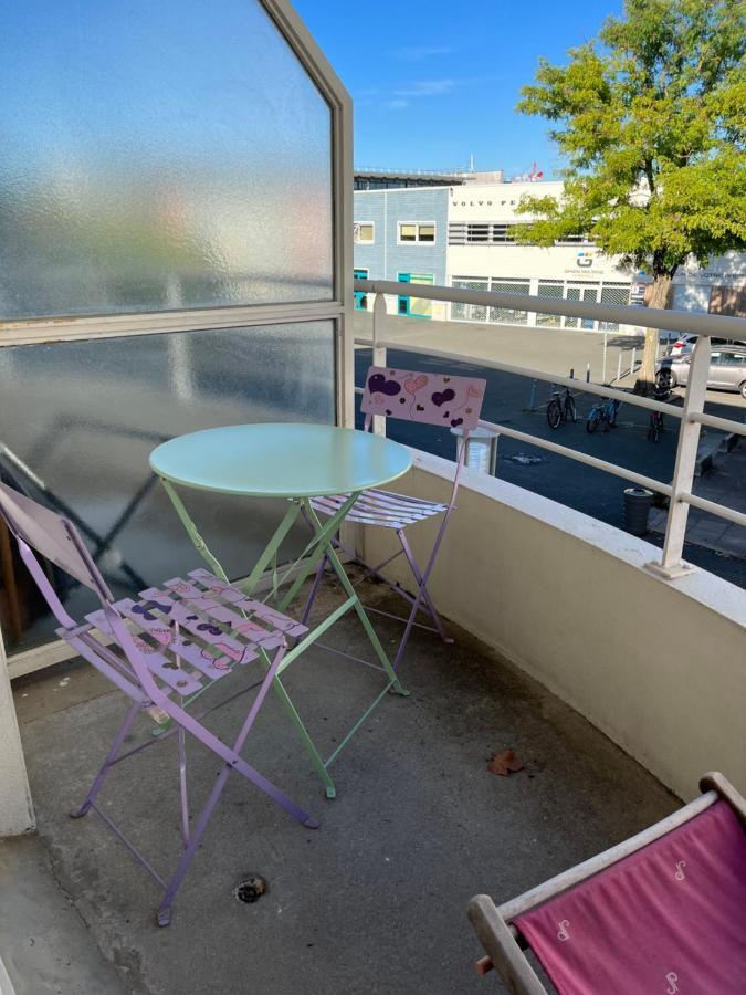 Au Coeur Du Centre Ville De La Rochelle Au Calme Avec Stationnement Gratuit Exteriör bild