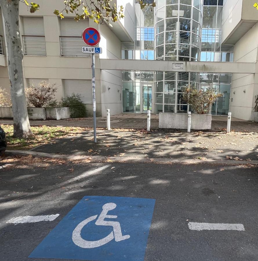 Au Coeur Du Centre Ville De La Rochelle Au Calme Avec Stationnement Gratuit Exteriör bild