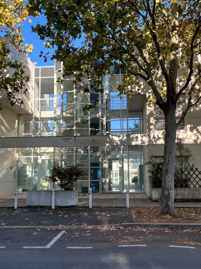 Au Coeur Du Centre Ville De La Rochelle Au Calme Avec Stationnement Gratuit Exteriör bild